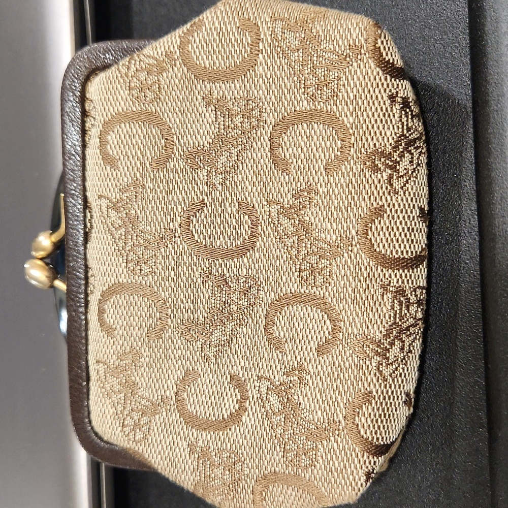 Celine C Horse Carriage Kisslock Coin Purse